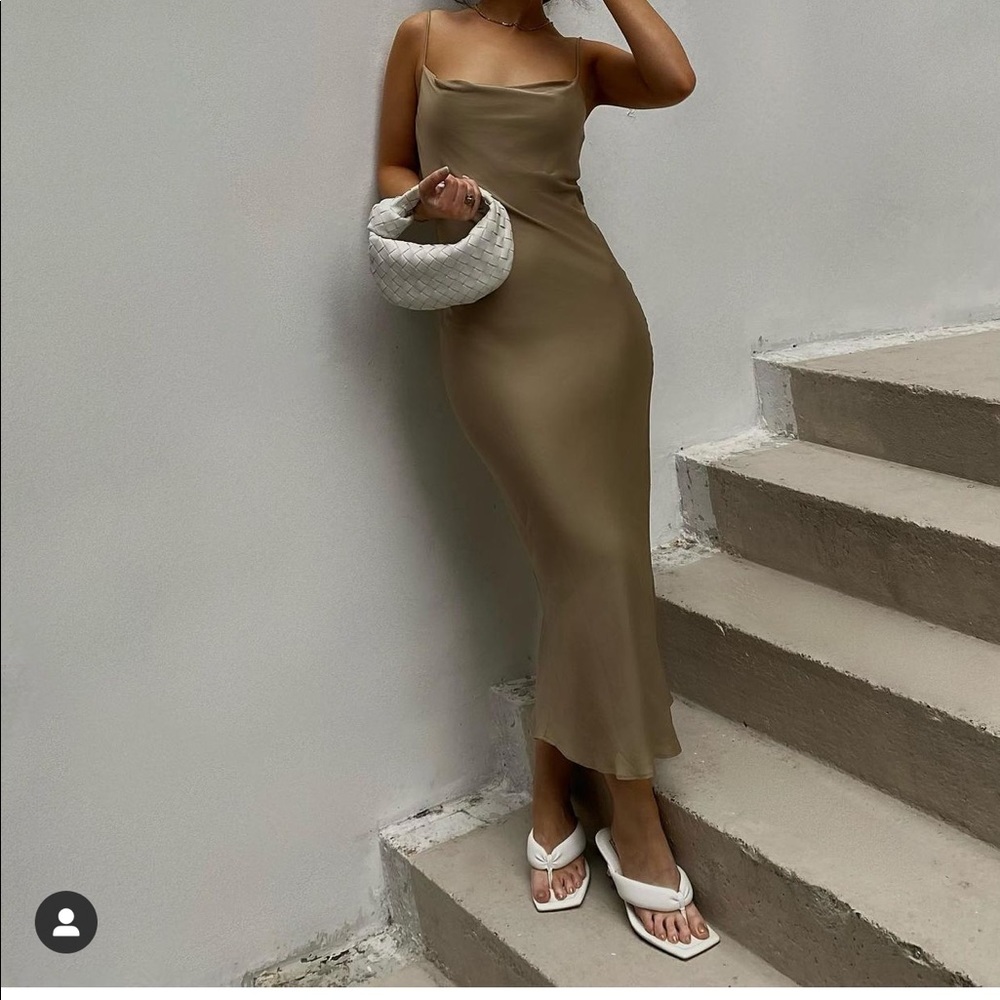 Mango draped dress bloggers fav - Picture 10 of 16